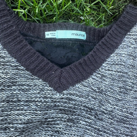 Maurices Sweater - Picture 2 of 2